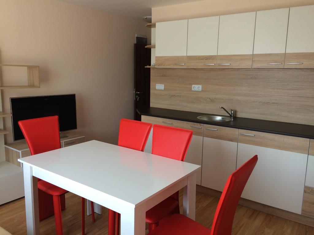 Beach Aparthotel Salt Lake Pomorie Exterior foto